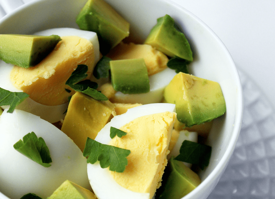 Avocado-Eier-Salat bei einer Protein-Diät